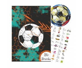 Zeszyt A4 do NAUKI PISANIA 32 kartki DLA CHŁOPCA trzylinia kolorowa FOOTBALL St. Right